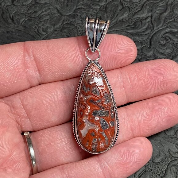 Red Marcasite Lace Agate Pendant Crystal Stone Jewelry - Picture 1 of 7